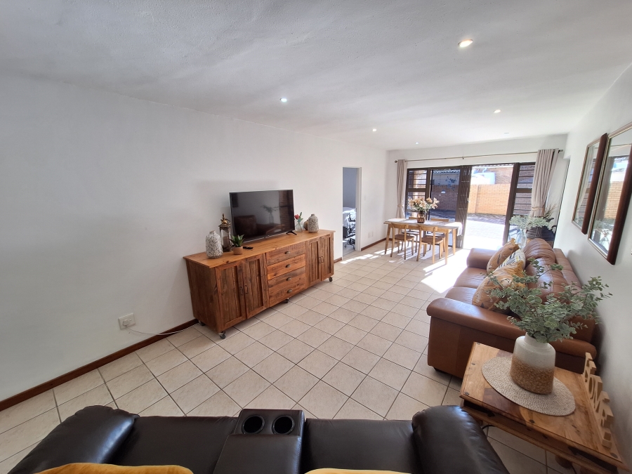 3 Bedroom Property for Sale in Jeffreys Bay Central Eastern Cape